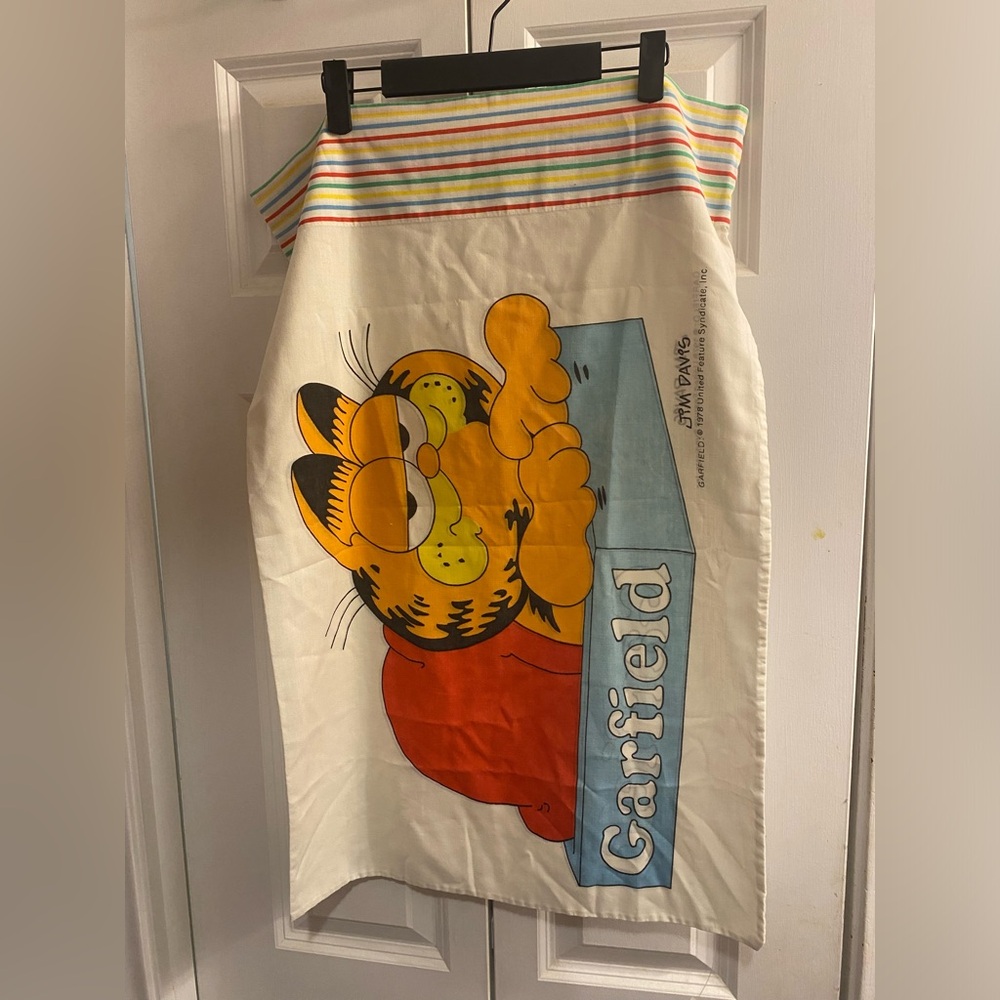 Garfield Pillow Case 29 by 19" Vintage 1978 Jim Davis (C73)